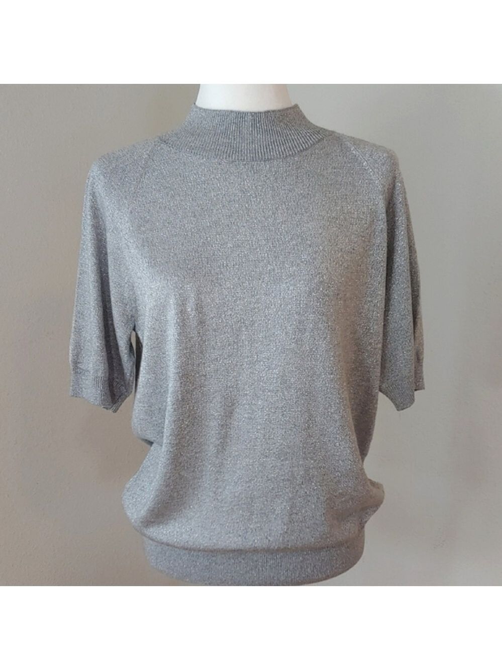 Ann Taylor Women's Gray Shimmer Short Sleeve Dress Sweater Top size Large NWT
